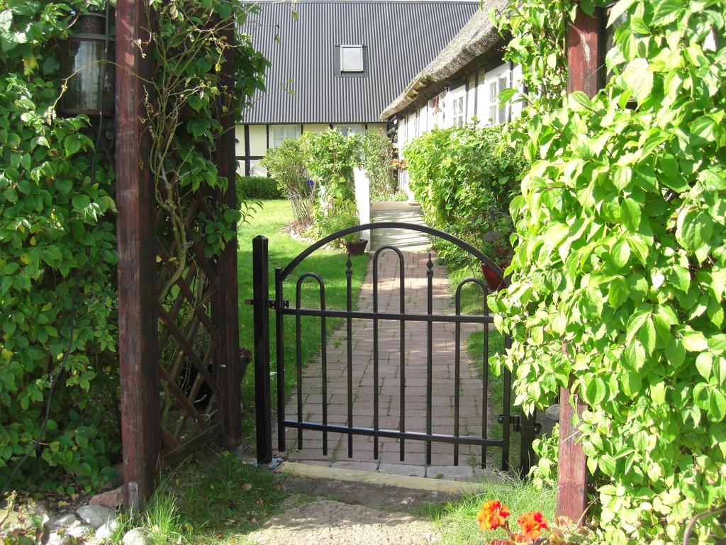 Aengshyddan B&B Yngsjo ภายนอก รูปภาพ